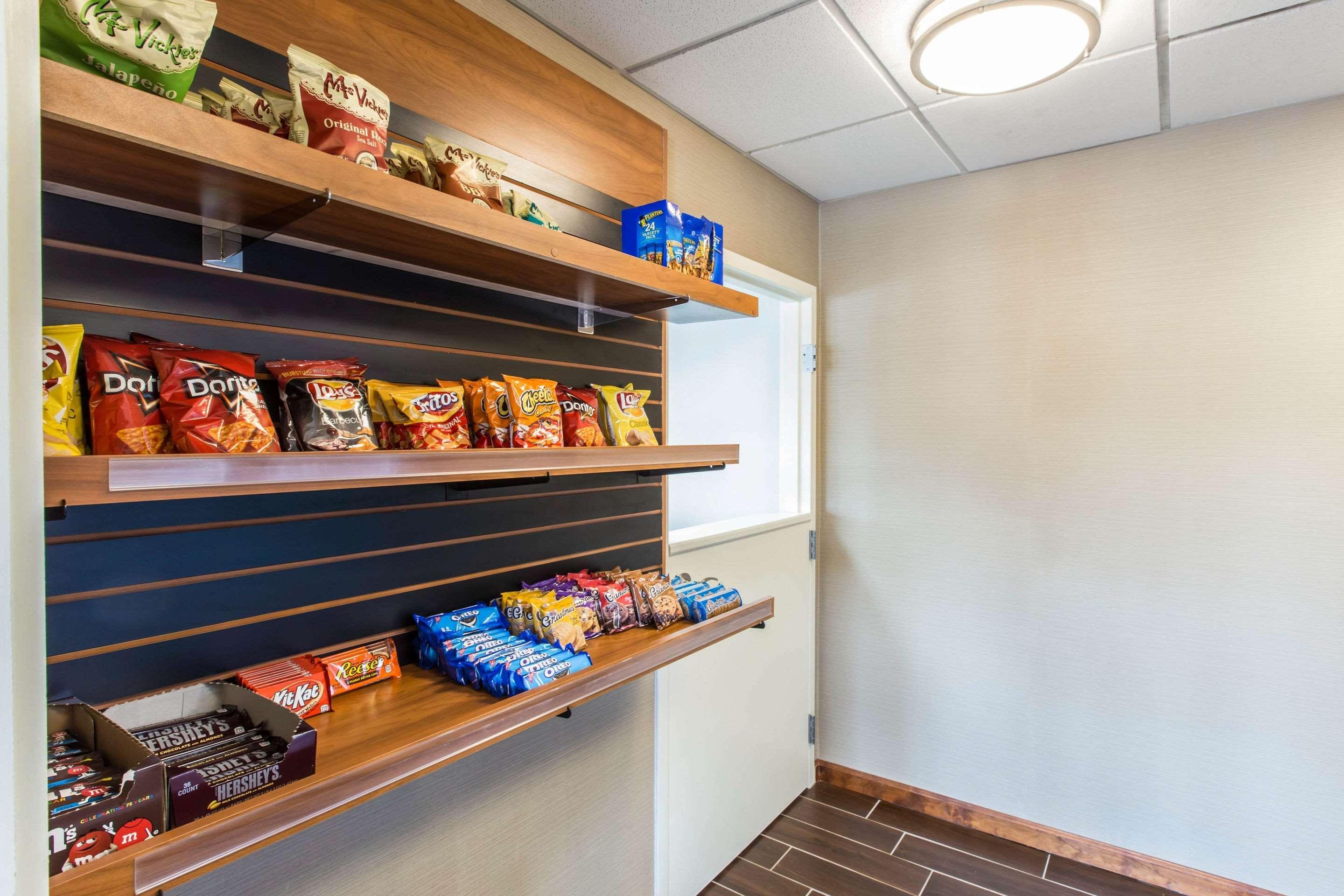 Comfort Inn & Suites Knoxville West Экстерьер фото