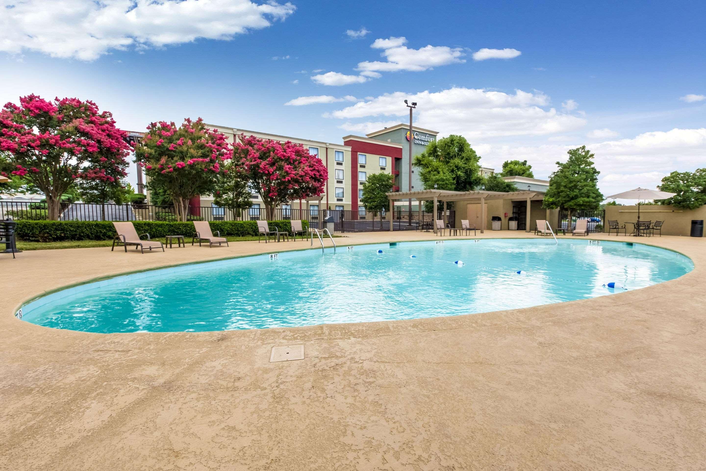 Comfort Inn & Suites Knoxville West Экстерьер фото